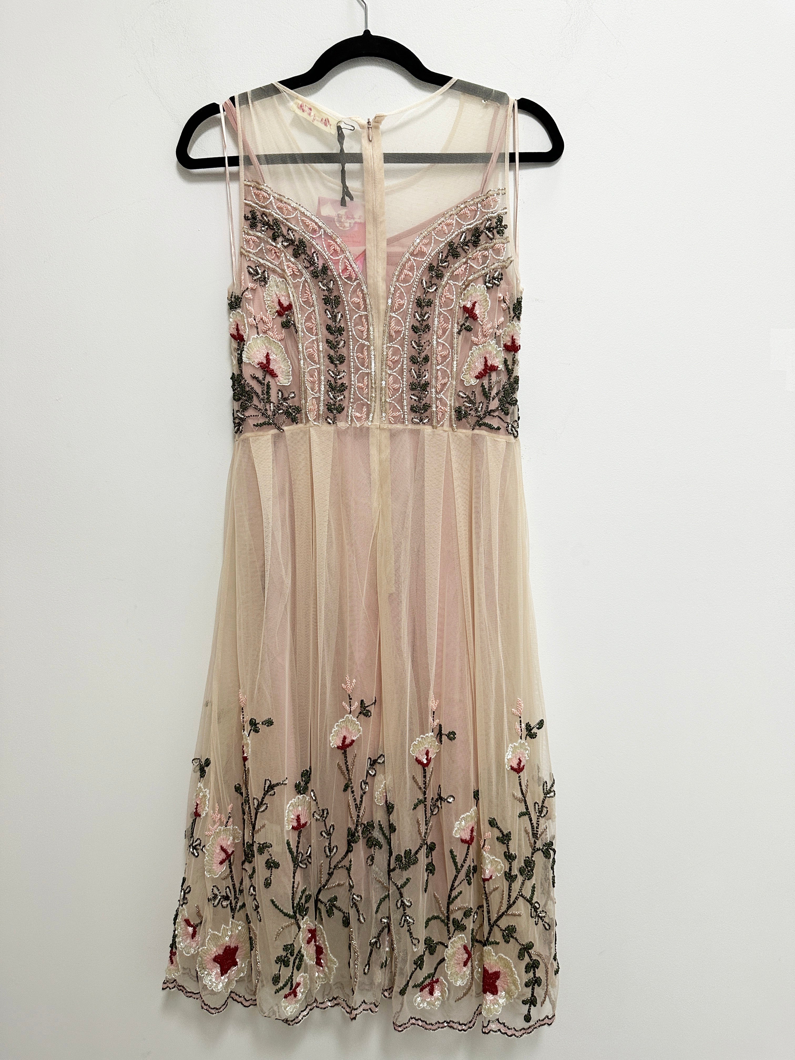 Buy Pale Pink Embellished Floral Dress Alannah Hill RELOOP